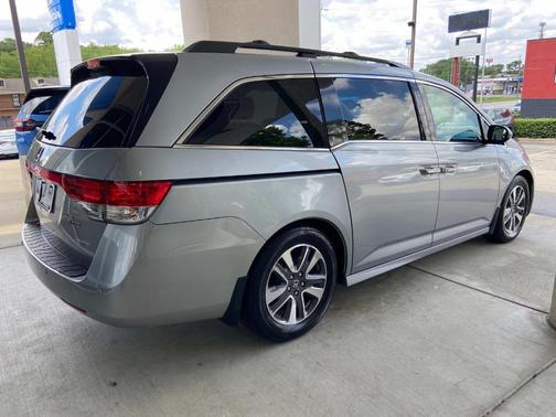 2017 Honda Odyssey Touring Elite