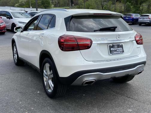 2020 Mercedes-Benz GLA 250 Base 4MATIC
