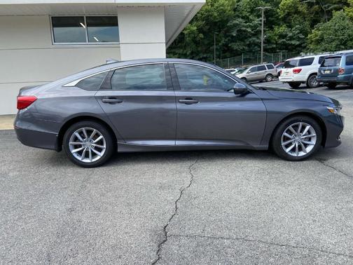 2022 Honda Accord LX 1.5T