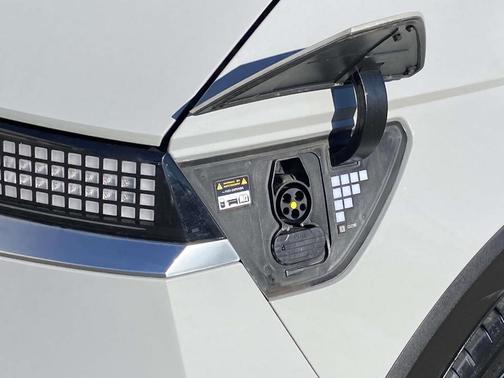 2022 Hyundai IONIQ 5 SEL