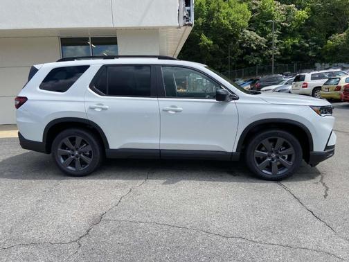 2025 Honda Pilot Sport