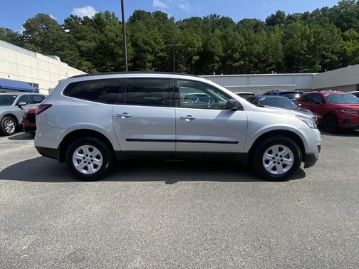 2017 Chevrolet Traverse LS