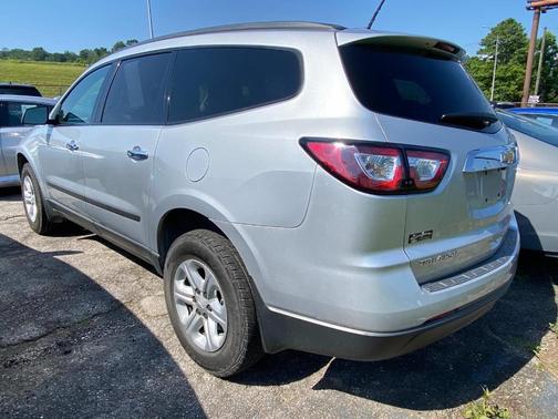 2017 Chevrolet Traverse LS