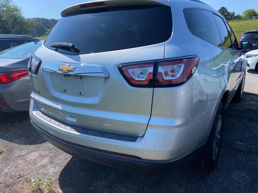 2017 Chevrolet Traverse LS