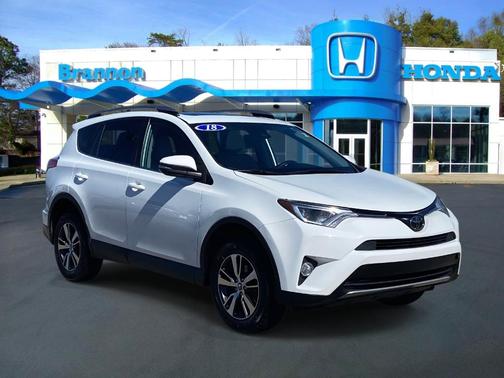 2018 Toyota RAV4 XLE