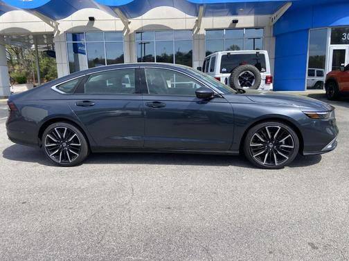 Meteorite Gray Metallic 2026 Honda Accord Hybrid Touring