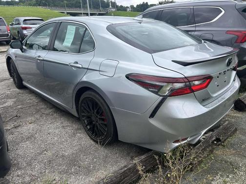Silver 2023 Toyota Camry SE