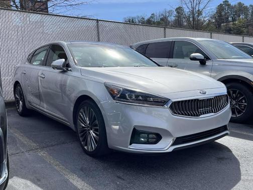 2017 Kia Cadenza SX Limited