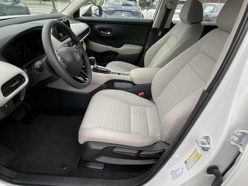 2025 Honda HR-V LX
