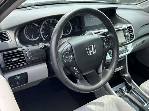 Silver 2013 Honda Accord EX-L