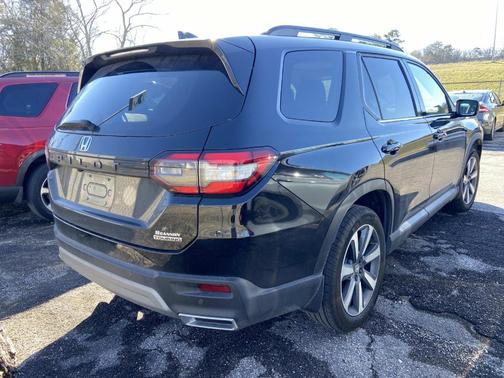 2024 Honda Pilot Touring