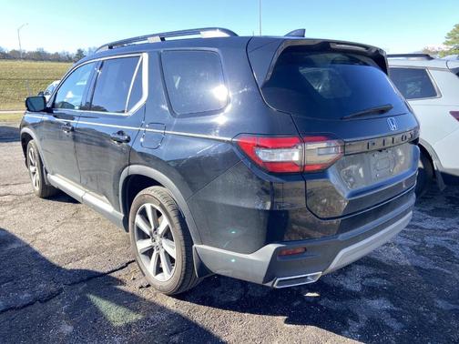 2024 Honda Pilot Touring