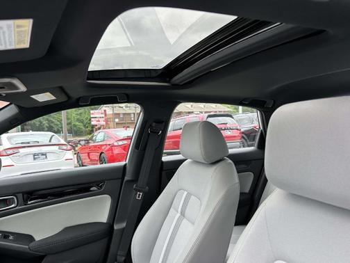 Platinum White Pearl 2026 Honda Civic Hybrid