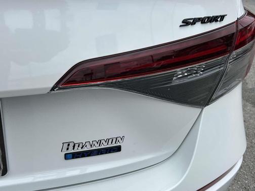 Platinum White Pearl 2026 Honda Civic Hybrid
