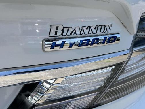 White Orchid Pearl 2013 Honda Civic Hybrid