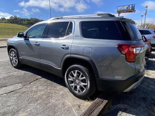 2021 GMC Acadia SLT