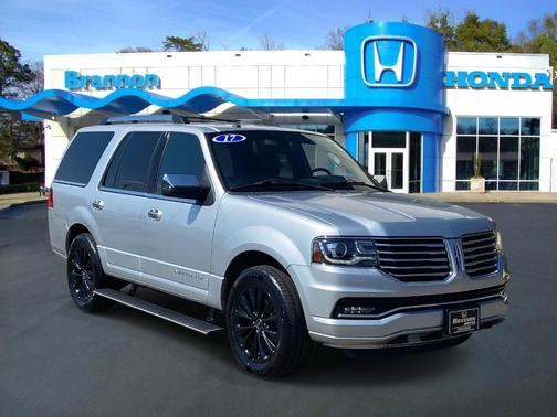 2017 Lincoln Navigator Select