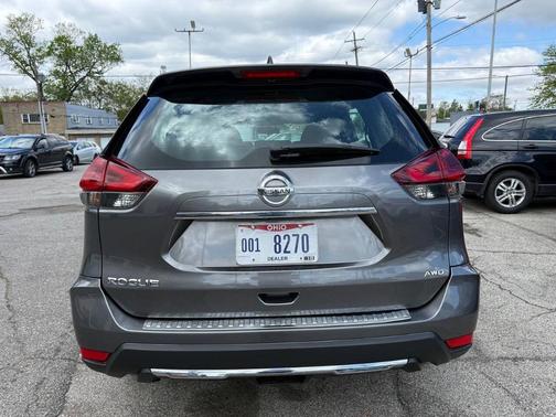 Gun Metallic 2018 Nissan Rogue S
