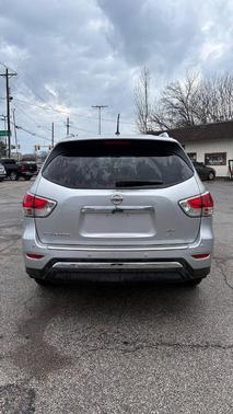 Brilliant Silver 2014 Nissan Pathfinder SV