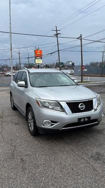 Brilliant Silver 2014 Nissan Pathfinder SV