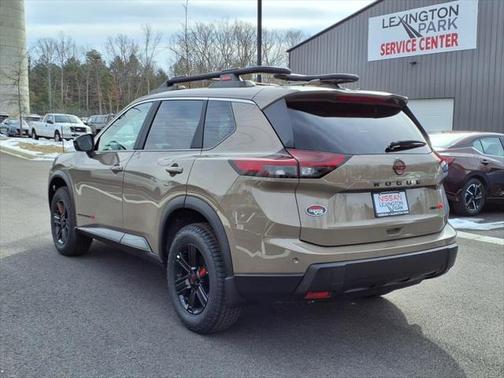 2025 Nissan Rogue Rock Creek