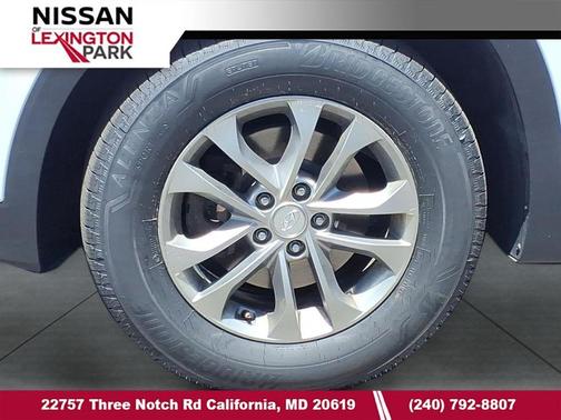 Quartz White 2019 Hyundai SANTA FE SEL 2.4