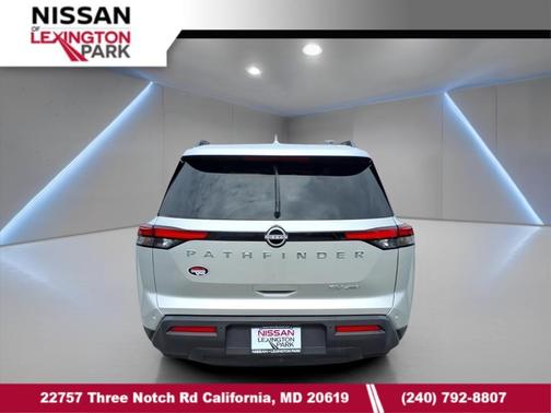 2024 Nissan Pathfinder SV 4WD