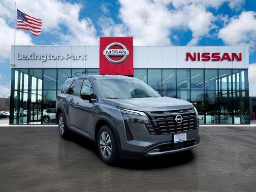Gun Metallic 2026 Nissan Pathfinder SL