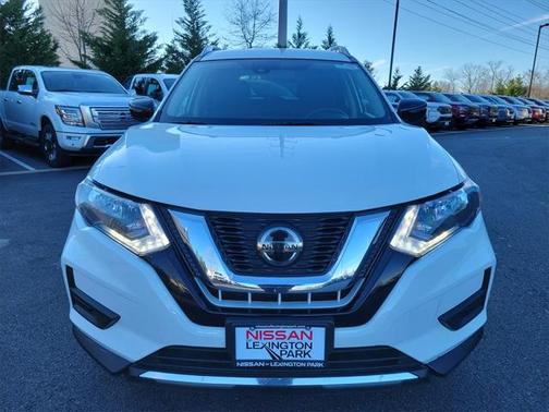 Glacier White 2020 Nissan Rogue SV