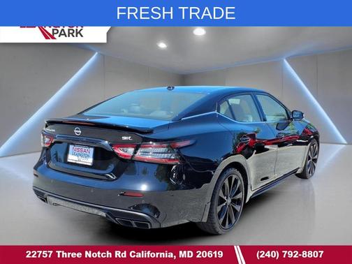 Super Black 2023 Nissan Maxima SR Xtronic CVT