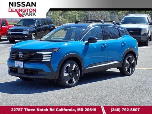 2025 Nissan Kicks SR