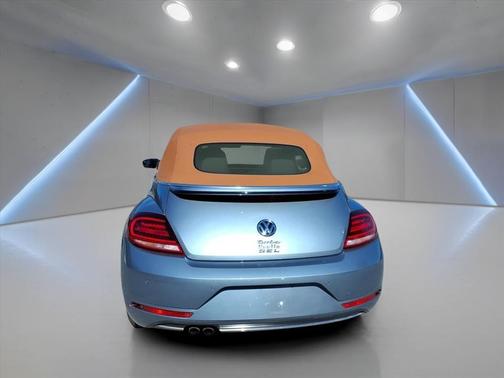 2019 Volkswagen Beetle 2.0T SE
