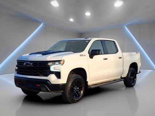 Summit White 2024 Chevrolet Silverado 1500 LT Trail Boss