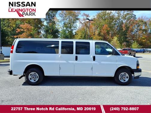 2022 GMC Savana 3500 RWD 3500 Extended Wheelbase LS