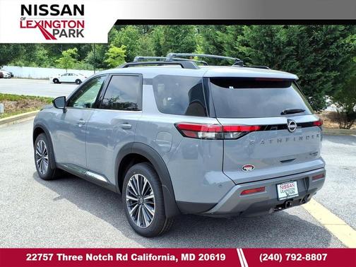 Boulder Gray Pearl 2026 Nissan Pathfinder Platinum