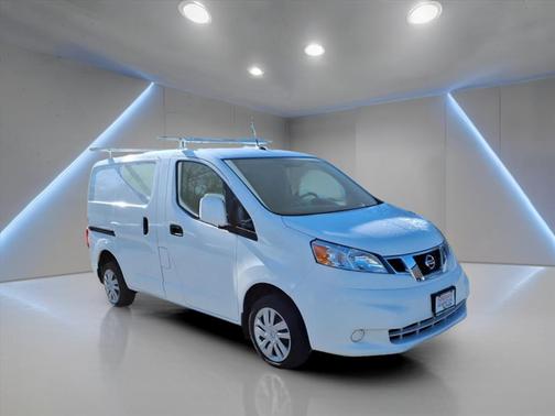 2020 Nissan NV200 SV