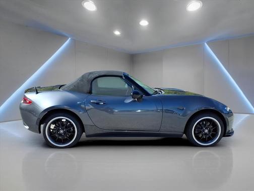 2016 Mazda MX-5 Miata Club