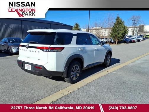 2025 Nissan Pathfinder S 4WD