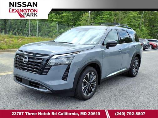 Boulder Gray Pearl 2026 Nissan Pathfinder Platinum