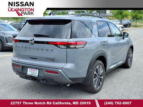 Boulder Gray Pearl 2026 Nissan Pathfinder Platinum