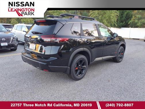 Super Black 2026 Nissan Rogue Rock Creek