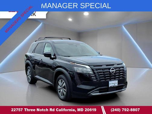 Super Black 2026 Nissan Pathfinder SL