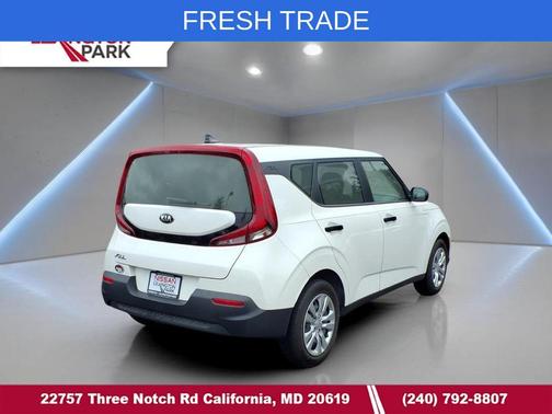 Snow White Pearl 2020 Kia Soul LX