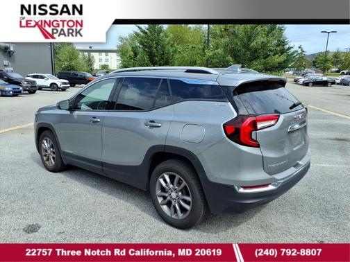2023 GMC Terrain SLT
