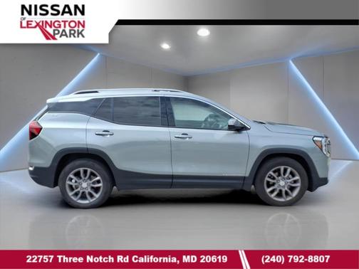 2023 GMC Terrain SLT