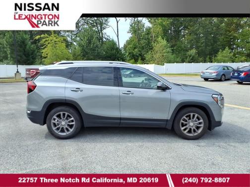 2023 GMC Terrain SLT