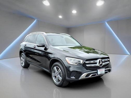 Black 2021 Mercedes-Benz GLC 300 4MATIC