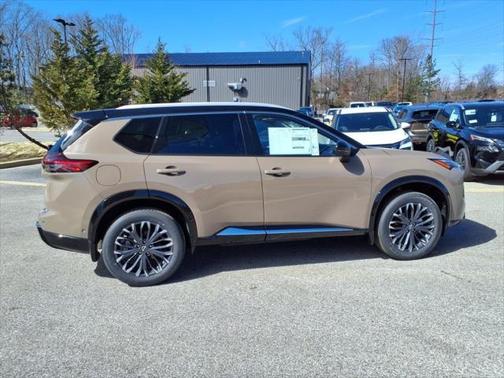 2025 Nissan Rogue Platinum