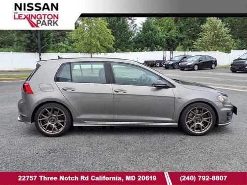 2016 Volkswagen Golf R 2.0T DSG