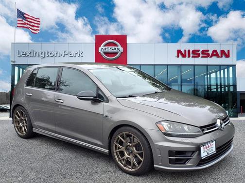 2016 Volkswagen Golf R 2.0T DSG